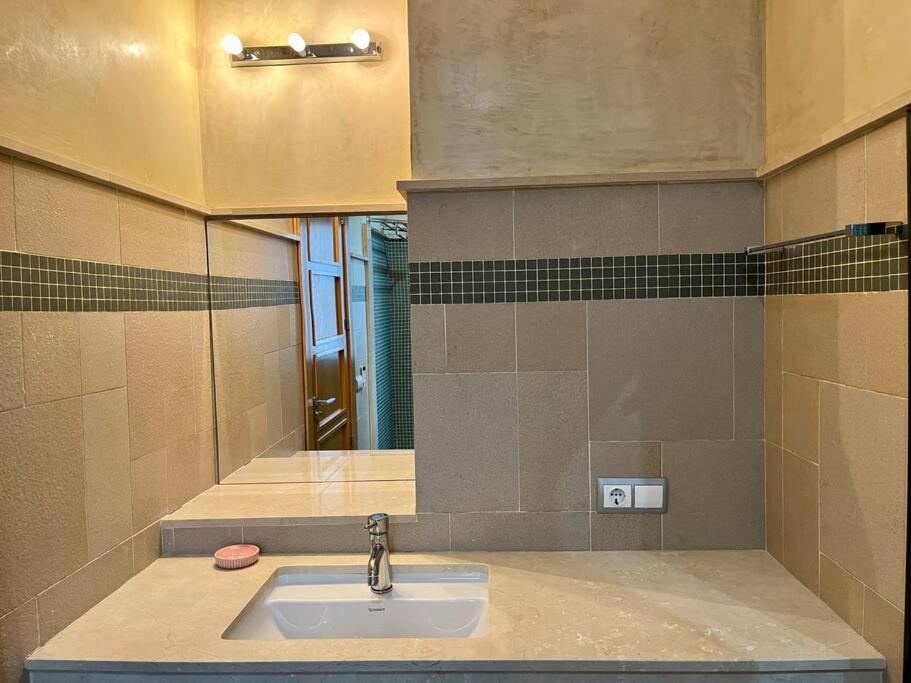 Apartamento Sierpes-Azofaifo Sewilla Zewnętrze zdjęcie
